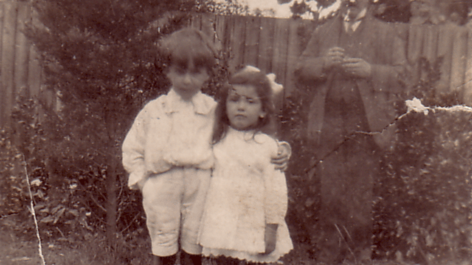 Fantastic real, paranormal photographs.